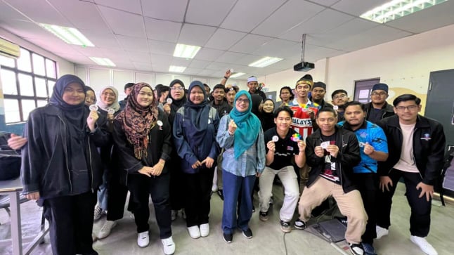 FTK_staff